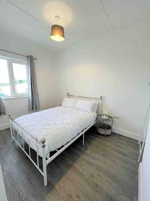 Donegal Town Mcbride'S Bungalow, Chapel Road Dungloe מראה חיצוני תמונה