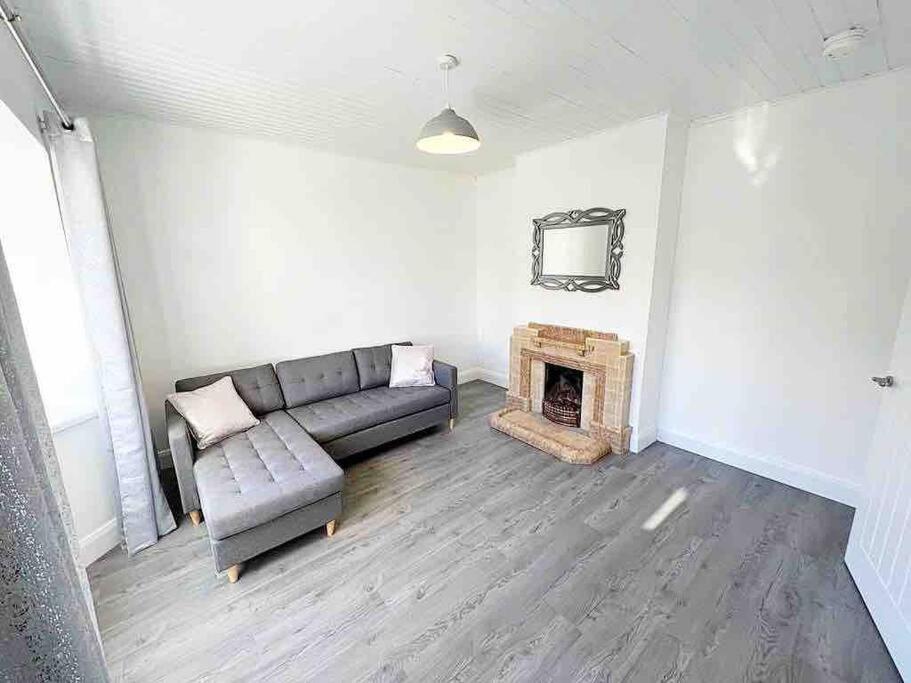 Donegal Town Mcbride'S Bungalow, Chapel Road Dungloe מראה חיצוני תמונה