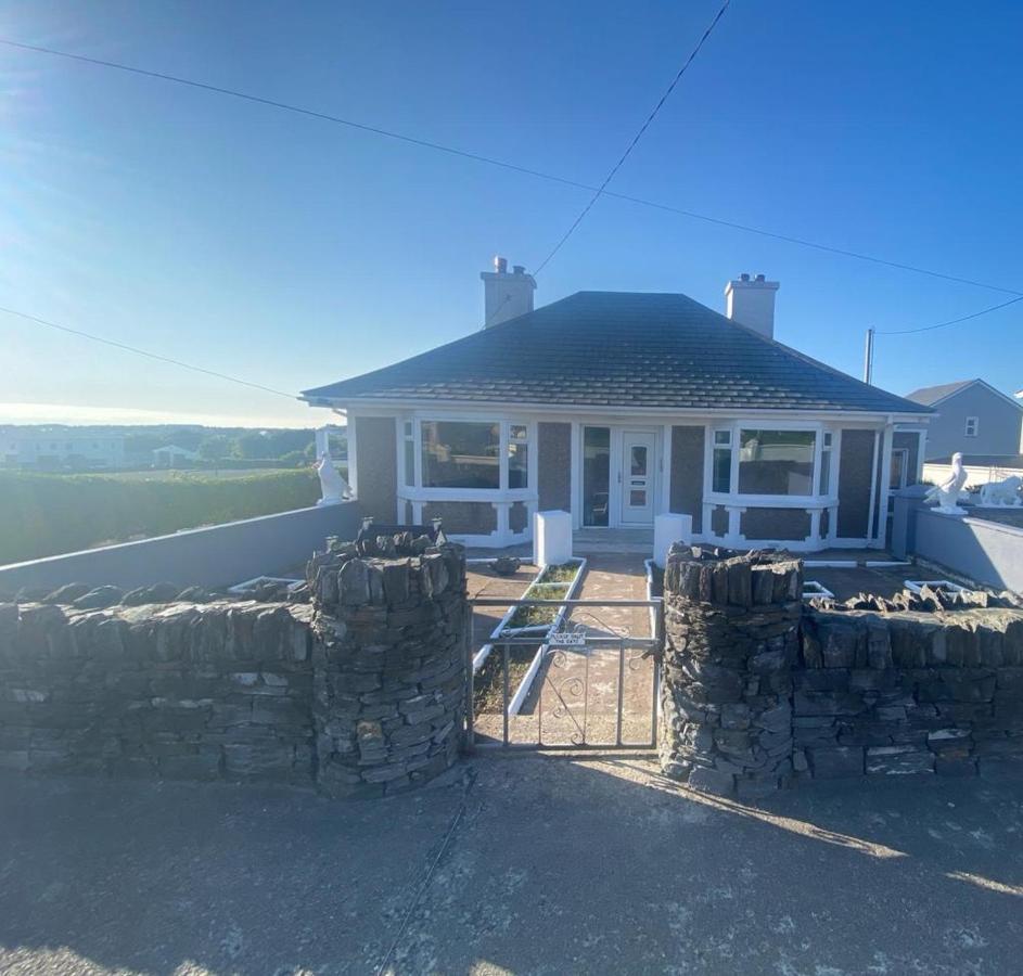 Donegal Town Mcbride'S Bungalow, Chapel Road Dungloe מראה חיצוני תמונה