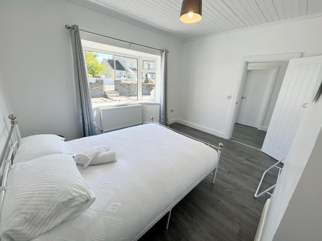 Donegal Town Mcbride'S Bungalow, Chapel Road Dungloe מראה חיצוני תמונה
